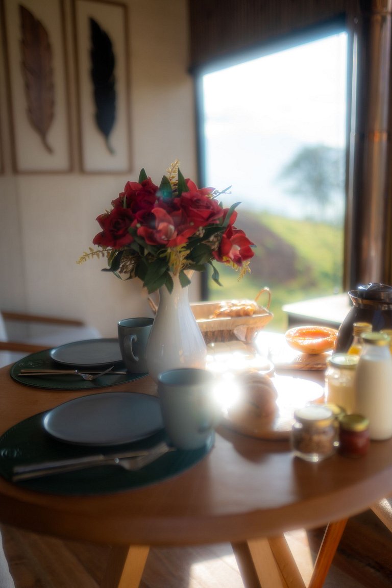 Refúgio do Baú Cabana Tekoá teto de vidro e cinema